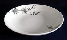 Lade das Bild in den Galerie-Viewer, 2er Set SUPPENTELLER - Porzellan, Flora Blumenblüten Blatt Blätter Abstrakt Motiv Dekor