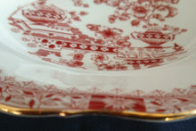 Lade das Bild in den Galerie-Viewer, 2er Set SUPPENTELLER "Theresia" - Porzellan, Asiatischer Garten Flora Blumen Pflanzen Abstrakt Motiv Gewölbter Goldrand Dekor