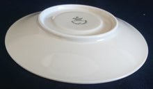 Lade das Bild in den Galerie-Viewer, 2er Set 3er Teegedeck - Porzellan, Goldrand Klassisch Motiv Dekor