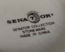 Lade das Bild in den Galerie-Viewer, KAFFEETASSE - Keramik / Steingut, Flora Lilien Blumenblüten Pflanzen Motiv Dekor