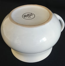 Lade das Bild in den Galerie-Viewer, SUPPENTASSE - Keramik / Steingut, Gemüse Kräuter Tomatensuppe Rezept Aufschrift Motiv Dekor