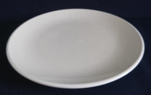 Lade das Bild in den Galerie-Viewer, SPEISETELLER - Keramik / Steingut, Einfärbiges Gastronomisches Motiv Dekor