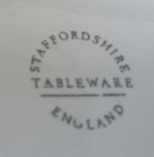 Lade das Bild in den Galerie-Viewer, 2er Set DESSERTTELLER - Keramik / Steingut, Barock Rand Flora Blumen Blüten Motiv Dekor