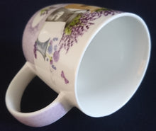 Lade das Bild in den Galerie-Viewer, KAFFEETASSE - Porzellan, Flora Lavendel Blumen Blüten Vasen Hut Motiv Dekor