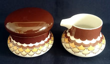 Lade das Bild in den Galerie-Viewer, 20 Teiliges Kaffeeservice - Porzellan, Geometrisches Abstraktes Wellen Zeichen Motiv Dekor