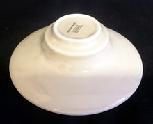 Lade das Bild in den Galerie-Viewer, EIERBECHER "Corda Avana" - Porzellan, Gedrehtes Seil Zopf Strick Motiv Dekor