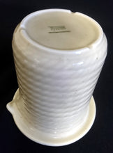 Lade das Bild in den Galerie-Viewer, 5er Set KAFFEEKANNE & MILCHKÄNNCHEN & ZUCKERDOSE + DECKEL "Corda Avana" - Porzellan, Gedrehtes Seil Zopf Strick Relief Motiv Dekor