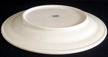 Lade das Bild in den Galerie-Viewer, 2er Set DESSERTTELLER - Porzellan, Geometrisches Abstraktes Wellen Zeichen Motiv Dekor