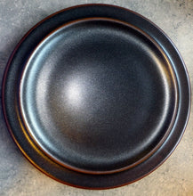 Lade das Bild in den Galerie-Viewer, SPEISETELLER - Keramik / Steingut, Einfärbiges Klassisches Landhaus Motiv Dekor