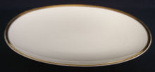 Lade das Bild in den Galerie-Viewer, SERVIERTABLETT - Porzellan, Breiter Goldrand Motiv Dekor