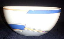 Lade das Bild in den Galerie-Viewer, MÜSLISCHALE "York Cubic" - Porzellan, Abstrakt Geometrisches Balken Rechteck Geschwungene Streifen Motiv Dekor