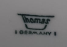 Lade das Bild in den Galerie-Viewer, 3er Set MILCHKÄNNCHEN & ZUCKERDOSE MIT DECKEL - Porzellan, Geometrisches Abstraktes Wellen Zeichen Motiv Dekor