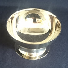 Lade das Bild in den Galerie-Viewer, DESSERTSCHALE - Edelstahl 18/10 , Einfärbiges Klassisches Motiv Dekor