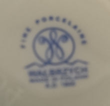 Lade das Bild in den Galerie-Viewer, MILCHKÄNNCHEN - Porzellan, Abstrakt Symbole Zeichen Geometrisches Motiv Dekor