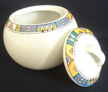 Lade das Bild in den Galerie-Viewer, 3er Set MILCHKÄNNCHEN & ZUCKERDOSE MIT DECKEL - Porzellan, Abstrakt Symbole Zeichen Geometrisches Motiv Dekor