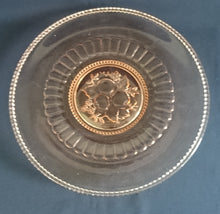 Lade das Bild in den Galerie-Viewer, TORTEN~ SERVIERPLATTE - Hartglas, Flora Obst Früchte Kettenglieder Rand Relief Motiv Dekor