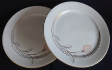 Lade das Bild in den Galerie-Viewer, 3er KAFFEEGEDECK - Porzellan, Goldrand Flora Blumenblüte Relief Motiv Dekor