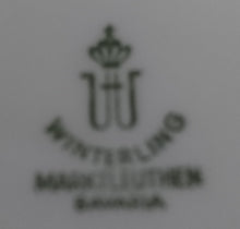 Lade das Bild in den Galerie-Viewer, 23 Teiliges KAFFEESERVICE - Porzellan, Goldrand Flora Blumenblüte Relief Motiv Dekor