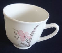 Lade das Bild in den Galerie-Viewer, 11 Teiliges TEESERVICE - Porzellan, Flora Blumenblüten Pflanzen Blatt Blätter Motiv Dekor