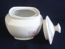 Lade das Bild in den Galerie-Viewer, 11 Teiliges TEESERVICE - Porzellan, Flora Blumenblüten Pflanzen Blatt Blätter Motiv Dekor