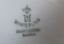 Lade das Bild in den Galerie-Viewer, MILCHKÄNNCHEN - Porzellan, Goldrand Flora Blumenblüte Relief Motiv Dekor