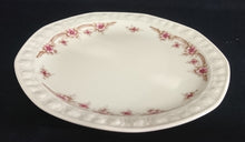 Lade das Bild in den Galerie-Viewer, DESSERTTELLER - Porzellan, Flora Blumenblüten Pflanzen Relief Motiv Dekor