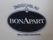 Lade das Bild in den Galerie-Viewer, 3er Set MILCHKÄNNCHEN & ZUCKERDOSE MIT DECKEL - Porzellan, Indisch Blau Strohblume Motiv Dekor