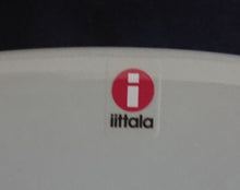 Lade das Bild in den Galerie-Viewer, SPEISETELLER - Porzellan, Einfärbiges Moderne Form Firmenlogo Motiv Dekor (nBC)