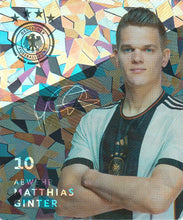 Lade das Bild in den Galerie-Viewer, Glitzer STICKER FIFA WELTMEISTERSCHAFT 2022 in QATAR (KATAR) - Verschiedene Sticker / Karten (GnoE)