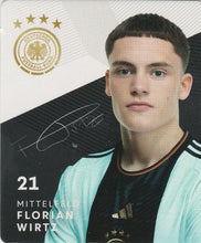 Lade das Bild in den Galerie-Viewer, Standard STICKER FIFA WELTMEISTERSCHAFT 2022 in QATAR (KATAR) - Verschiedene Sticker / Karten (GnoE)