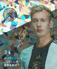 Lade das Bild in den Galerie-Viewer, Glitzer STICKER FIFA WELTMEISTERSCHAFT 2022 in QATAR (KATAR) - Verschiedene Sticker / Karten (GnoE)