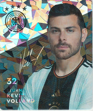 Lade das Bild in den Galerie-Viewer, Glitzer STICKER FIFA WELTMEISTERSCHAFT 2022 in QATAR (KATAR) - Verschiedene Sticker / Karten (GnoE)