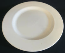 Lade das Bild in den Galerie-Viewer, SPEISETELLER - Keramik / Steingut, Einfärbiges Dekor