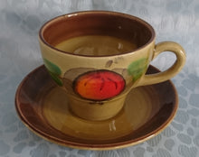 Lade das Bild in den Galerie-Viewer, 3er TEEGEDECK - Keramik / Steingut, Obstmotiv Dekor (G)