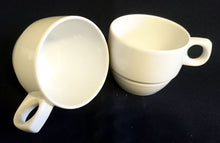 Lade das Bild in den Galerie-Viewer, 3er Set KAFFEEGEDECK & MILCHKÄNNCHEN - Porzellan, Gastronomie Einfärbiges Klassisch Dekor