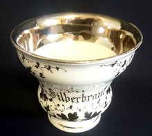 Lade das Bild in den Galerie-Viewer, 2er Set TEETASSEN - Porzellan, Abstrakt Hochzeitsehe Rankenblätter Schriftzug Braut & Bräutigam Motiv Dekor