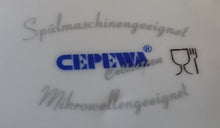 Lade das Bild in den Galerie-Viewer, KAFFEETASSE - Porzellan, Facebook Daumen Hoch Motiv Gefällt mir Aufschrift Dekor