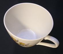 Lade das Bild in den Galerie-Viewer, KAFFEETASSE - Porzellan, Pflanzen Blumen Blüten Motiv Dekor