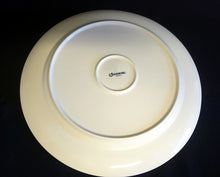 Lade das Bild in den Galerie-Viewer, SPEISETELLER "Friesland Atlantis" - Porzellan, Goldrand Abstrakt Muschel Fisch Schuppen Relief Dekor