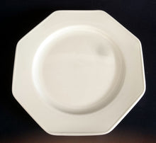 Lade das Bild in den Galerie-Viewer, UNTERTASSE - Porzellan, Hotel / Gastronomie Einfärbiges Dekor