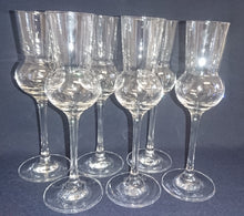 Lade das Bild in den Galerie-Viewer, 6er Set GETRÄNKEGLÄSER - Hartglas, Gewölbte Form, Klares Dekor