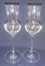 Lade das Bild in den Galerie-Viewer, 2er Set GETRÄNKEGLÄSER - Hartglas, Gewölbte Form, Klares Dekor