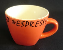 Lade das Bild in den Galerie-Viewer, 2er ESPRESSOGEDECK - Keramik / Steingut, Rot, Schwarze Aufschrift "Espresso" Dekor