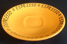Lade das Bild in den Galerie-Viewer, UNTERTASSE - Keramik / Steingut, Orange, Schwarze Aufschrift "Espresso" Dekor