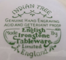 Lade das Bild in den Galerie-Viewer, KAFFEEKANNE MIT DECKEL "Staffordshire" (Limited) - Keramik / Steingut, Indian Tree Style Unterglasur Dekor, Hand graviert (Hand Engraved)