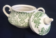 Lade das Bild in den Galerie-Viewer, 5er Set KAFFEEKANNE MIT DECKEL / MILCHKÄNNCHEN / ZUCKERDOSE MIT DECKEL "Staffordshire" (Limited) - Keramik / Steingut, Indian Tree Style Unterglasur Dekor, Hand graviert (Hand Engraved)
