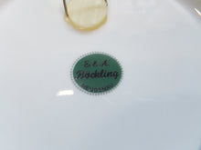 Lade das Bild in den Galerie-Viewer, WAND SAMMELTELLER "Herbst" - Vierjahreszeiten, Porzellan, Barbara Fürstenhöfer Designerin