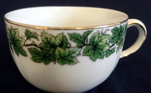 Lade das Bild in den Galerie-Viewer, 2er KAFFEEGEDECK - Porzellan, Blatt Blätter Abstrakt Symbollinien Motiv Goldrand Dekor