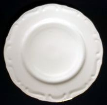 Lade das Bild in den Galerie-Viewer, SPEISETELLER - Porzellan, Goldrand Geometrisches Punkte Relief Dekor