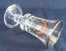 Lade das Bild in den Galerie-Viewer, GETRÄNKEGLAS - Hartglas, Goldrand Banner Schriftzug Aufschrift Motiv Dekor